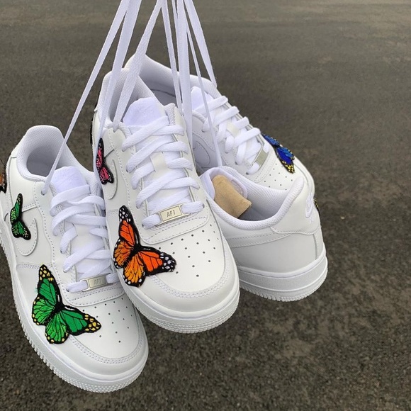 CUSTOM NIKE AIR FORCE 1 LOW BUTTERFLIES ALL SIZES NEW - Picture 4 of 4